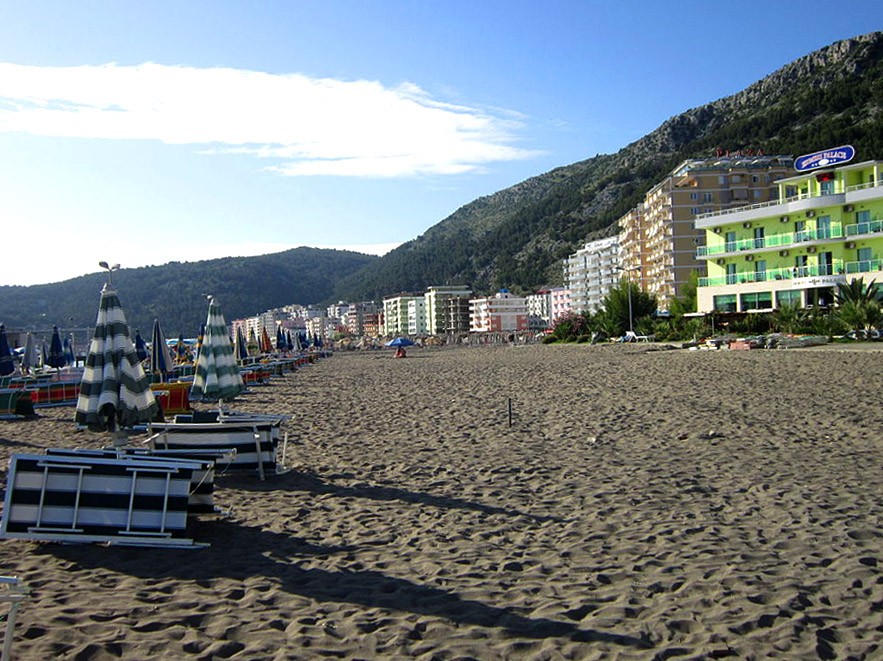 Shengjin Beach