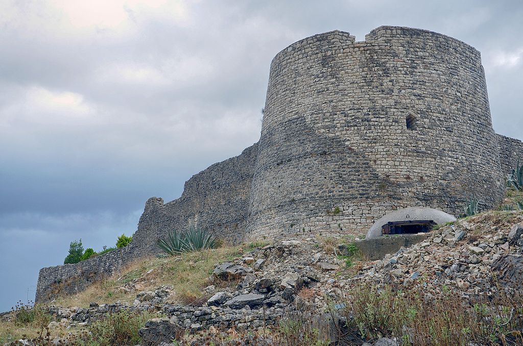 Lekuresi Castle Saranda Albania