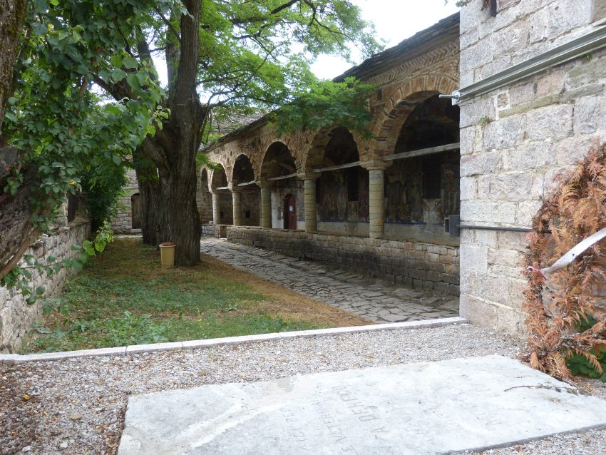 voskopoje stnikolaos 2