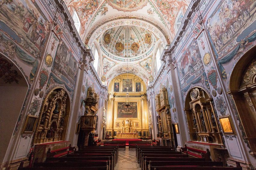 Hospital de los Venerables Sacerdotes Seville 2