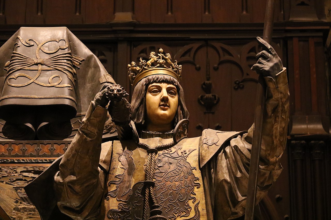 Tomb Of Christopher Columbus In Seville Spain 5
