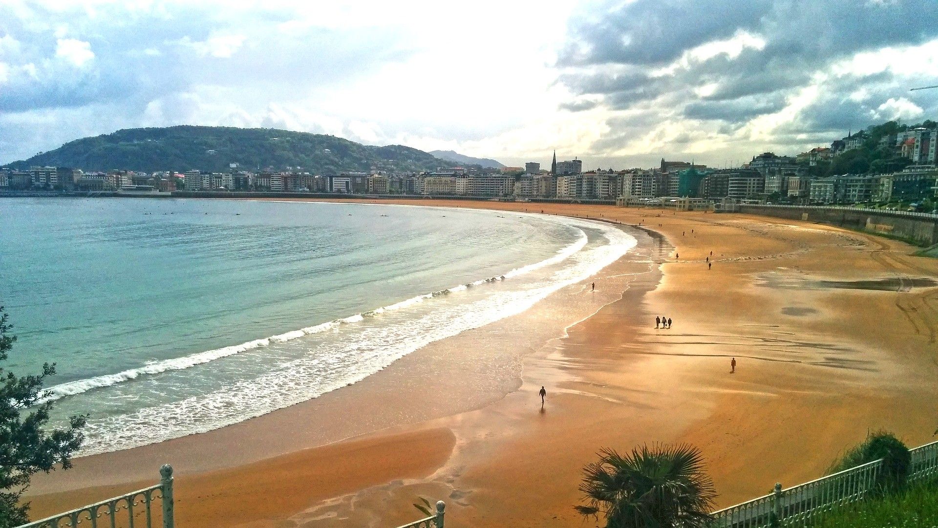 Playa El Sardinero Santander E1714477793345