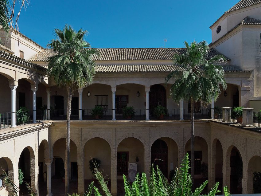 Palacio de los Marqueses de la Algaba Sevilla. Patio