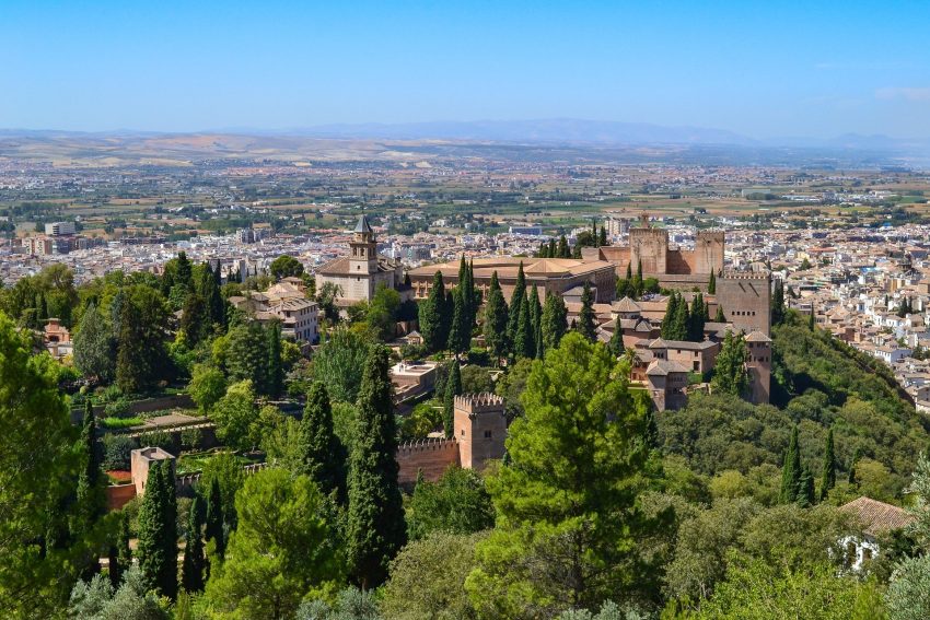 Paseo de las Torres Alhambra