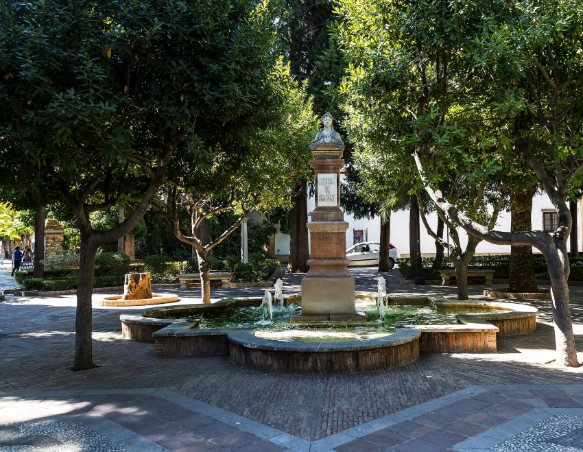 Plaza Duquesa da Parcent Ronda   fountain 2