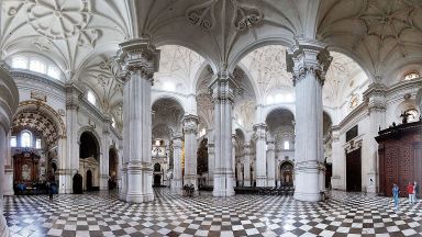 Main Nave Of The Granada Cathedral.