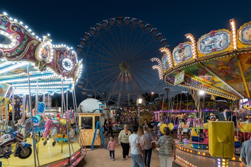 Feria de Cordoba at night