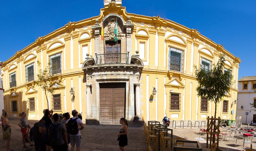 Hospital del Cardenal Salazar