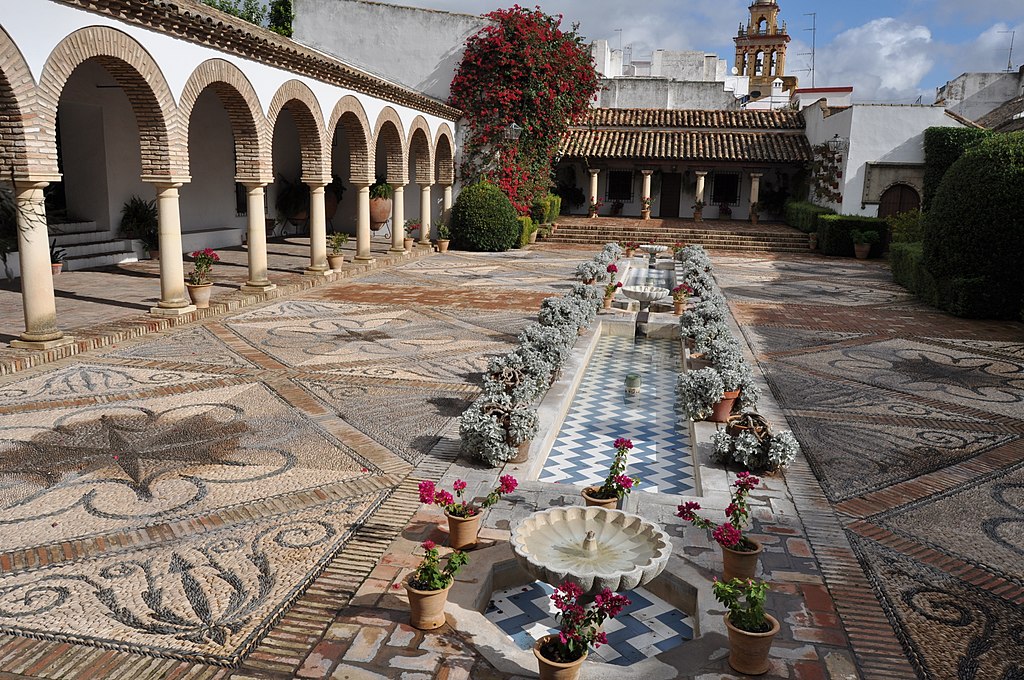 Patio De Las Columnas Palacio De Viana Cordoba