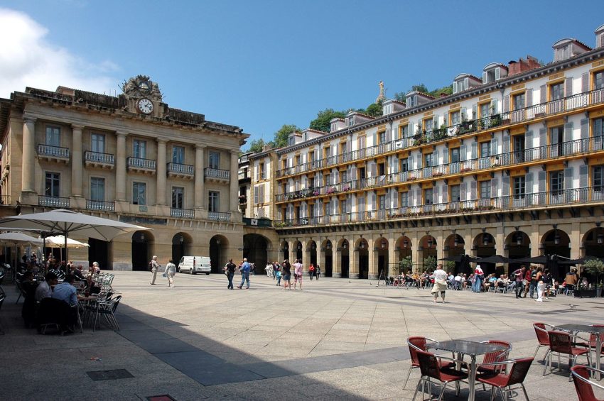 Plaza de la Constitucion San Sebastien