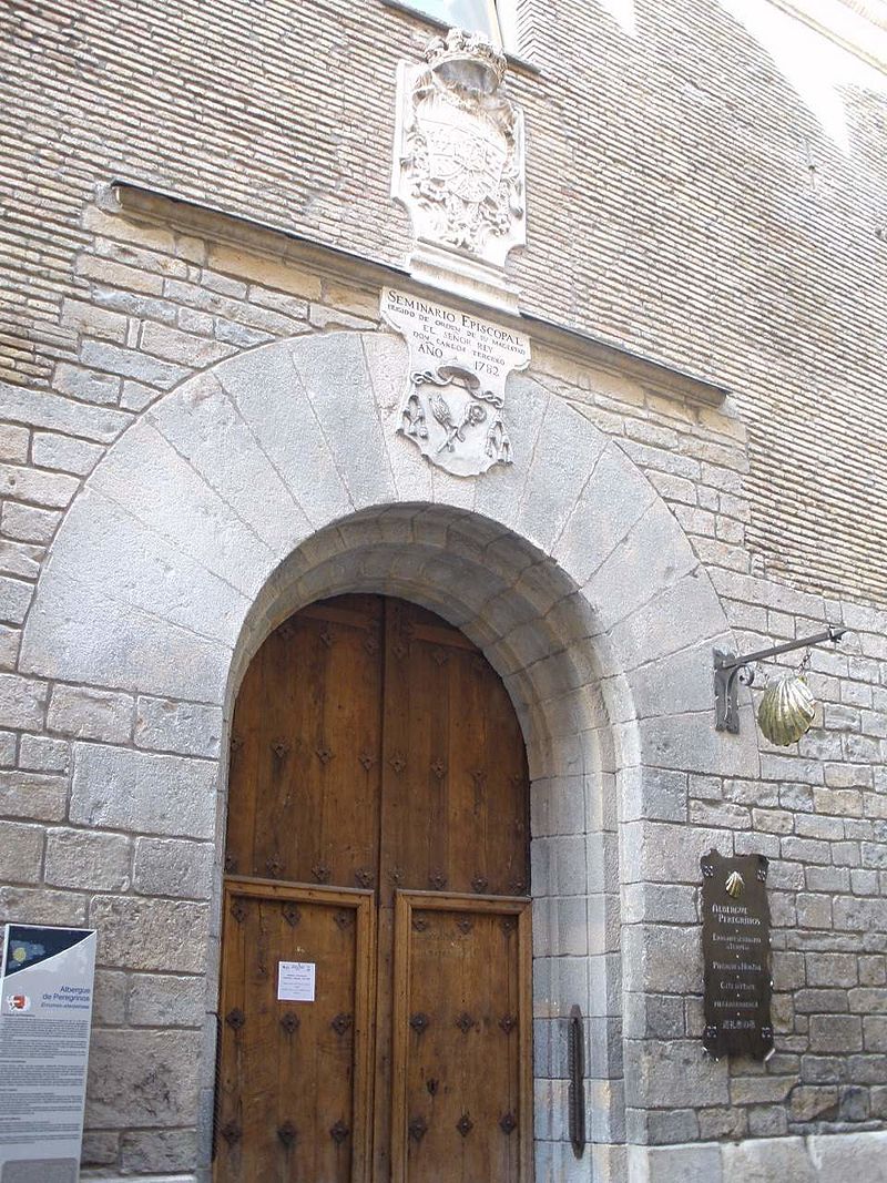 Pamplona   Albergue De Peregrinos 1