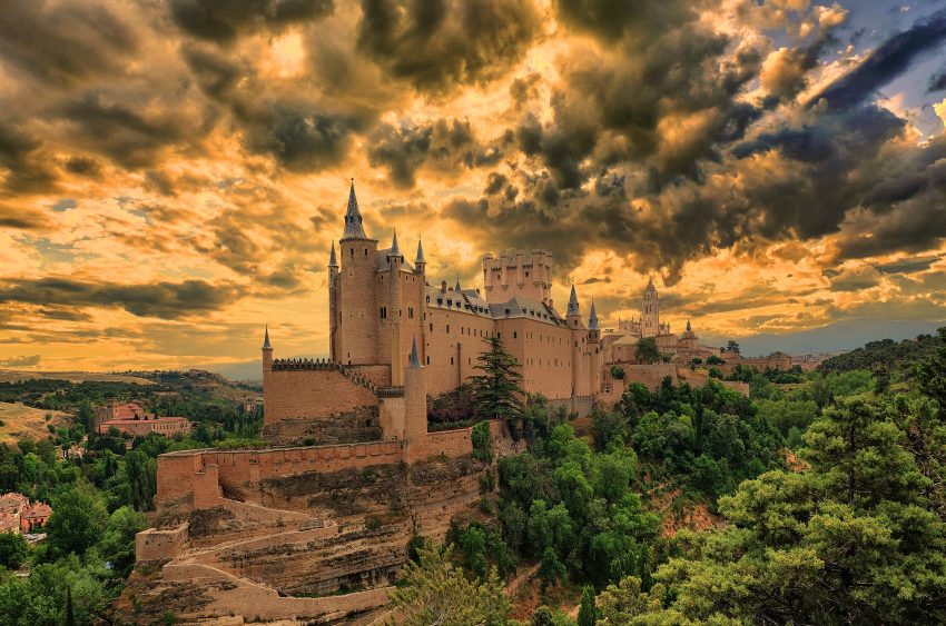 alcazar de segovia
