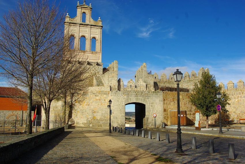 AVILA MURALLA PUERTA DEL CARMEN