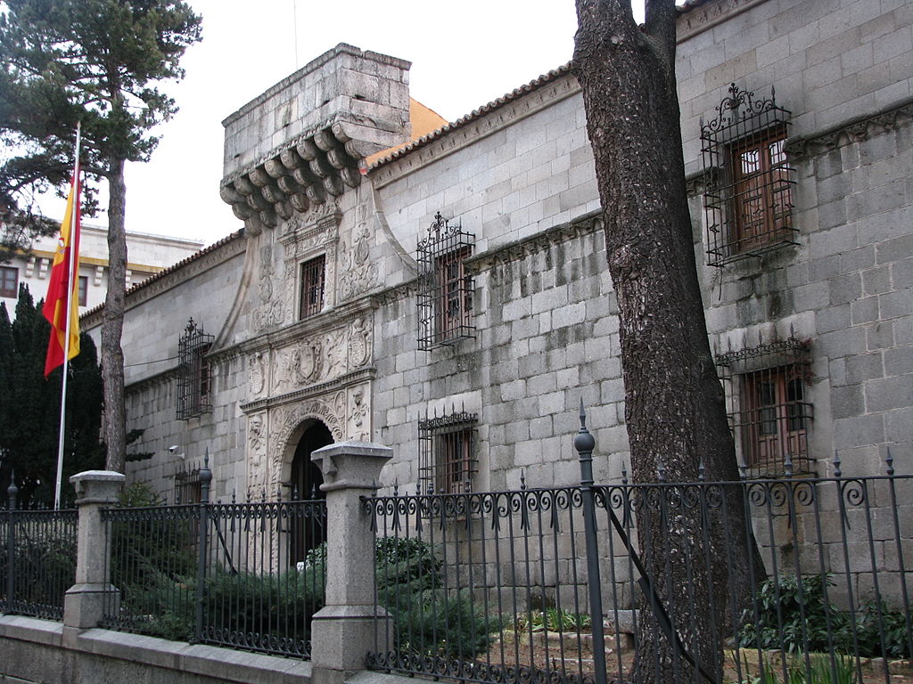 Avila Palacio De Polentinos
