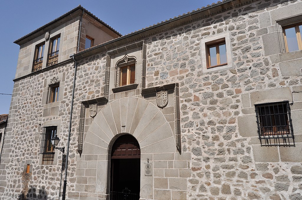 Palacio De Los Almarza Avila