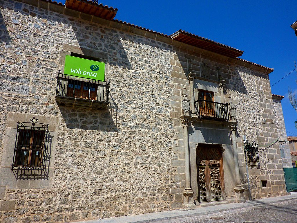 Palacio De Los Aguila Avila