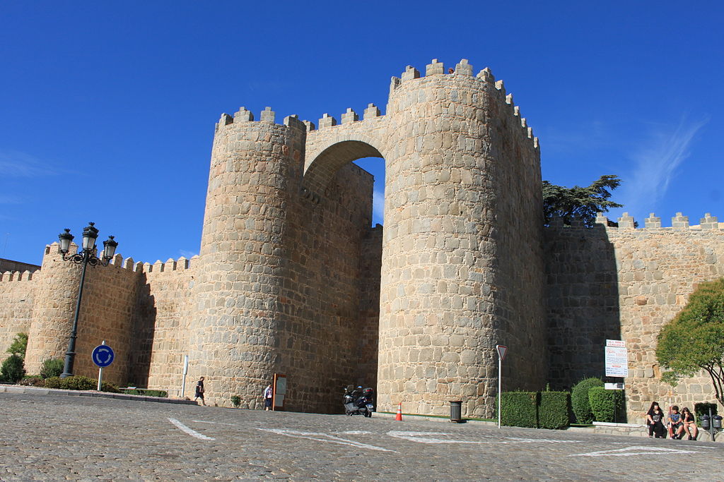 Puerta De San Vicente Avila