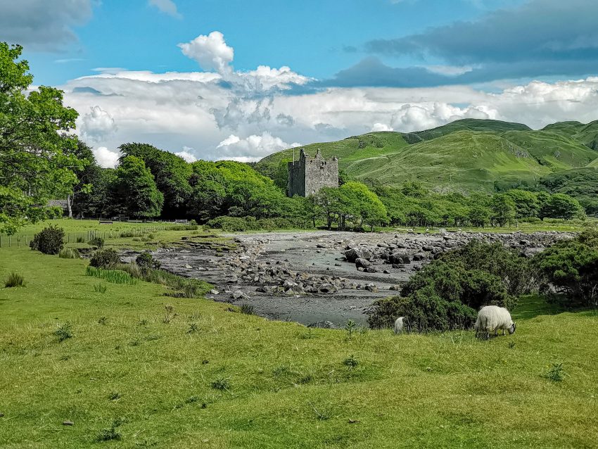 Mull Lochbuie Moy Castle 1