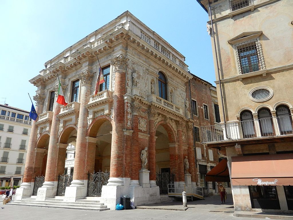 Piazza Dei Signori And Loggia Del Capitaniato