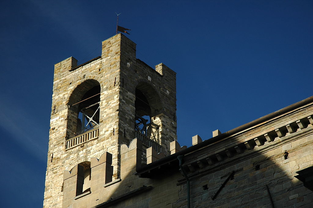 Torre Del Campanone Bergmao