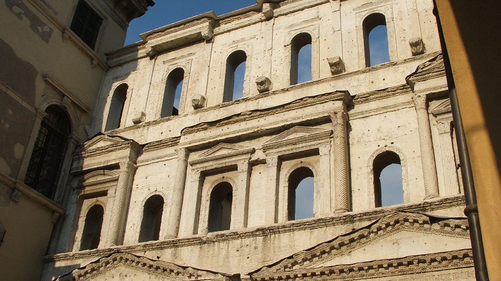 Verona   Porta Borsari E1714475144621