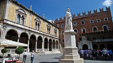 Verona, Piazza Dei Signori