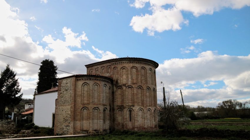 Mosteiro de Castro de Avelas