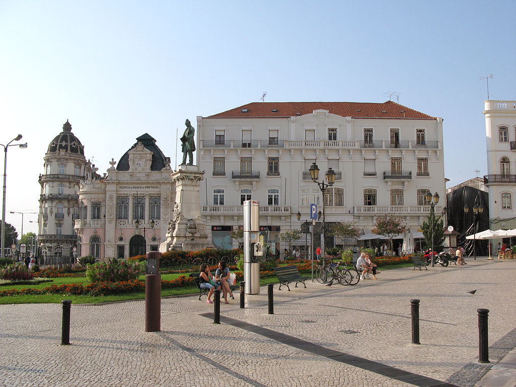 Largo Da PortagemToll Square