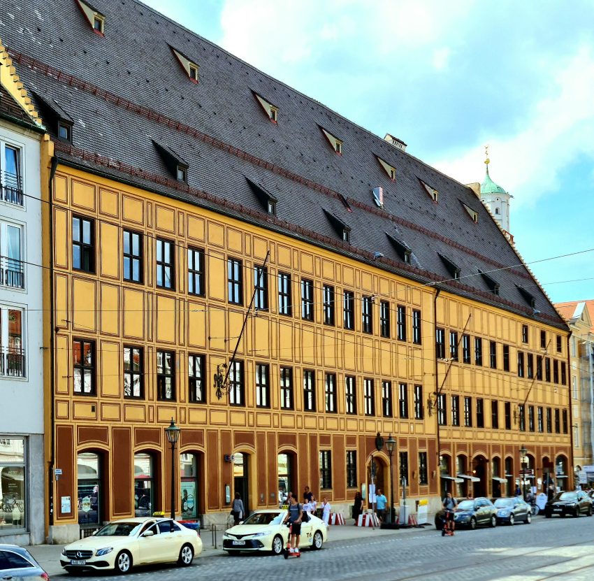 Fuggerhaus Maximilianstrase Augsburg