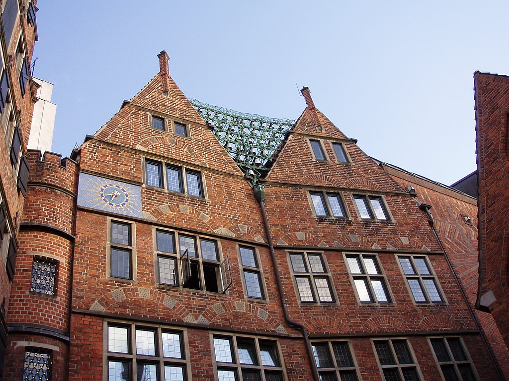 Glockenspiel House