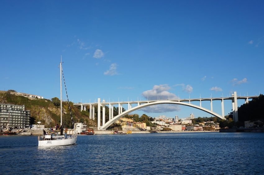 6 bridges cruise in Porto Ponte da Arrabida Douro River Porto