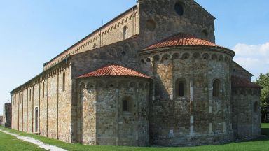 Basilica Romanica Di San Piero A Grado