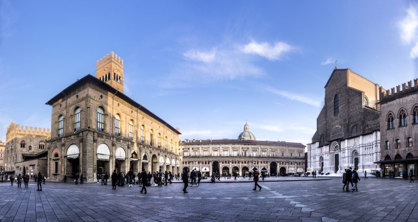 Piazza Maggiore Bologna