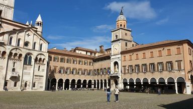 Piazza Grande A Modena