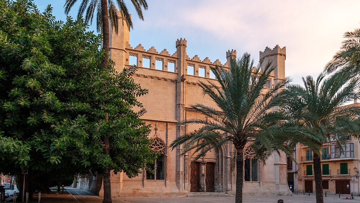 Lonja Palma De Mallorca Espana E1714483893814