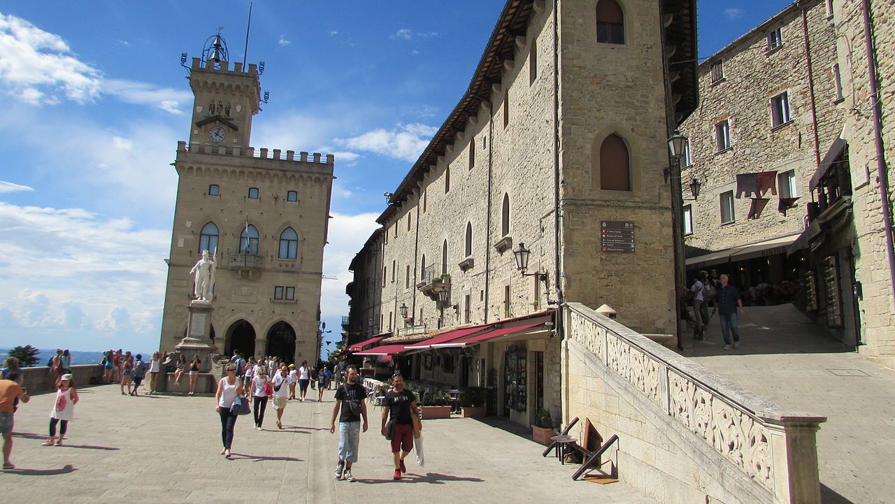 Piazza Della Liberta Din San Marino E1714518181809