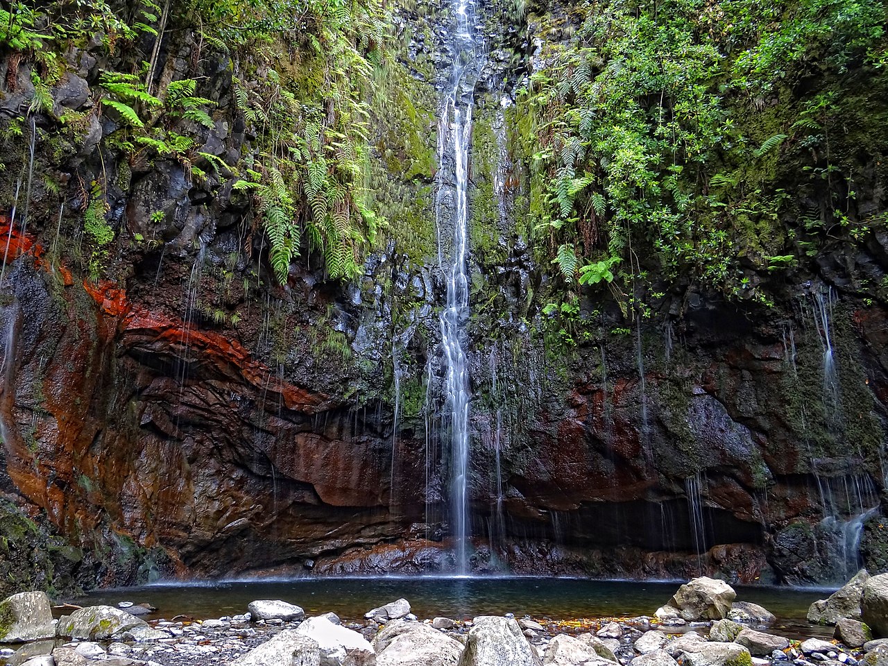 Levada Das 25 Fontes Madeira
