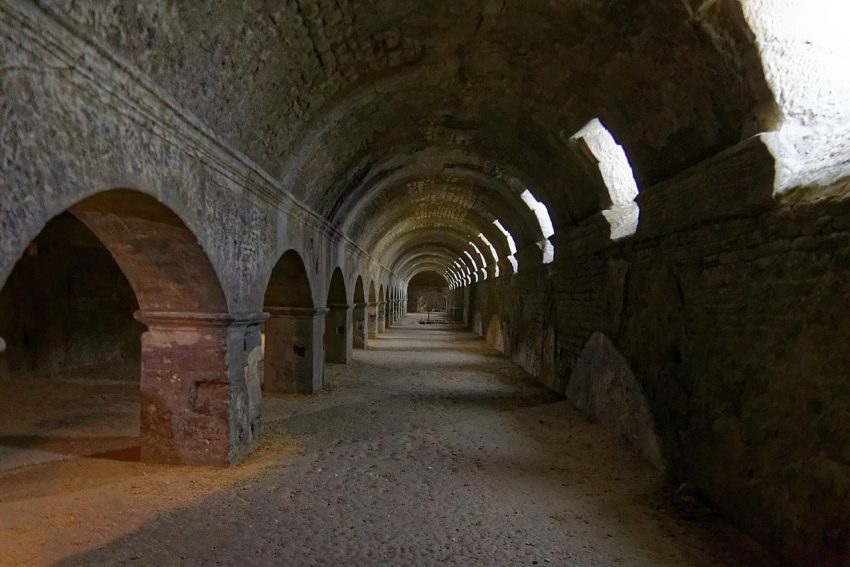 Arles Cryptoportiques