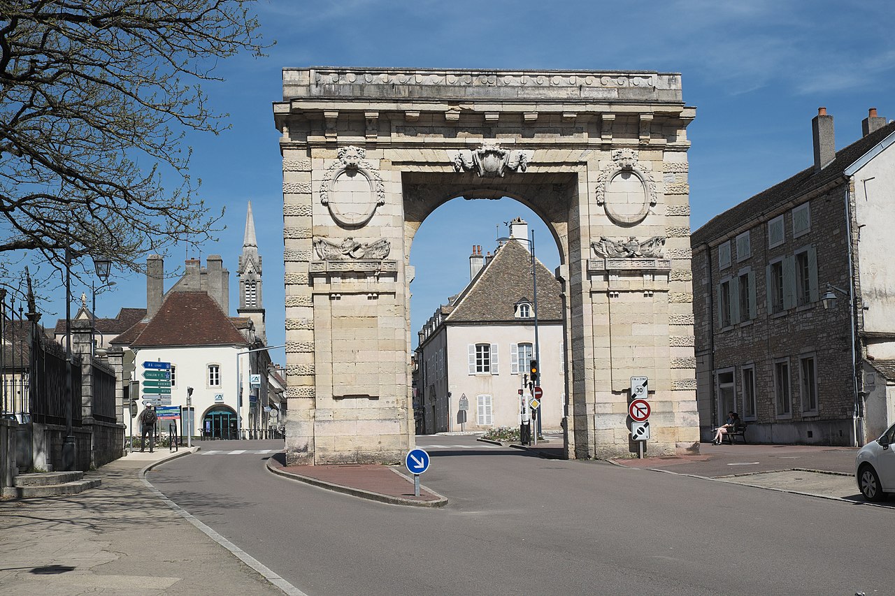 Beaune Porte Saint Nicolas