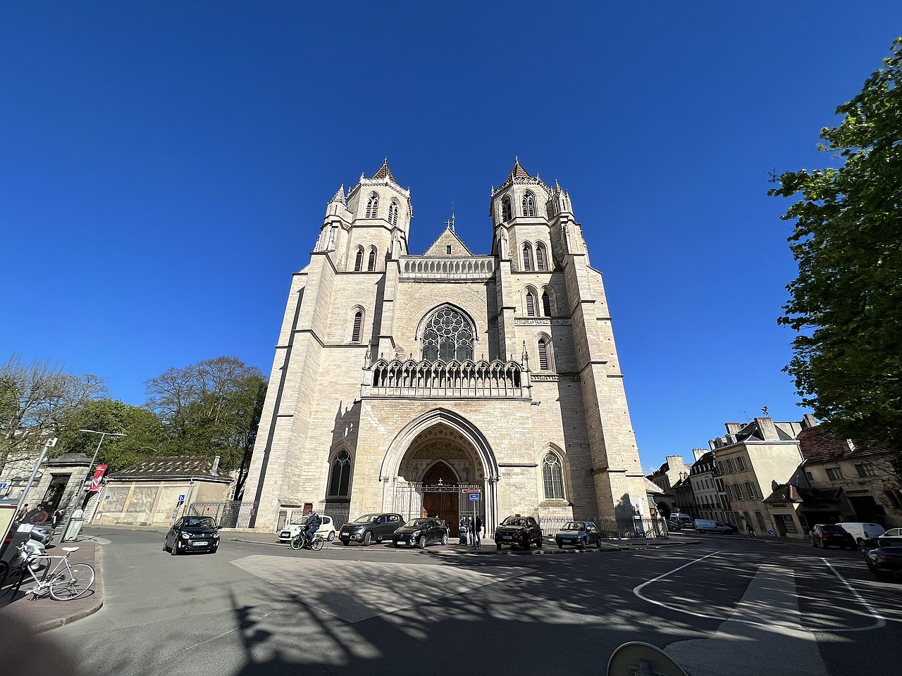 Cathedrale Saint Benigne   Dijon