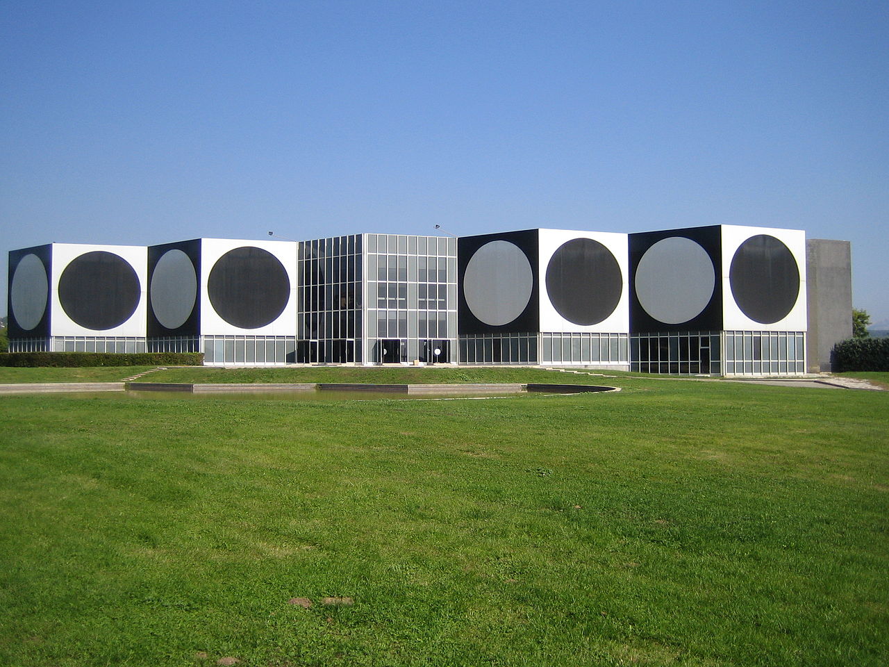 Fondation Vasarely Aix En Provence