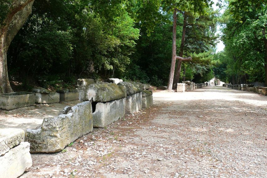 Necropole des Alyscamps