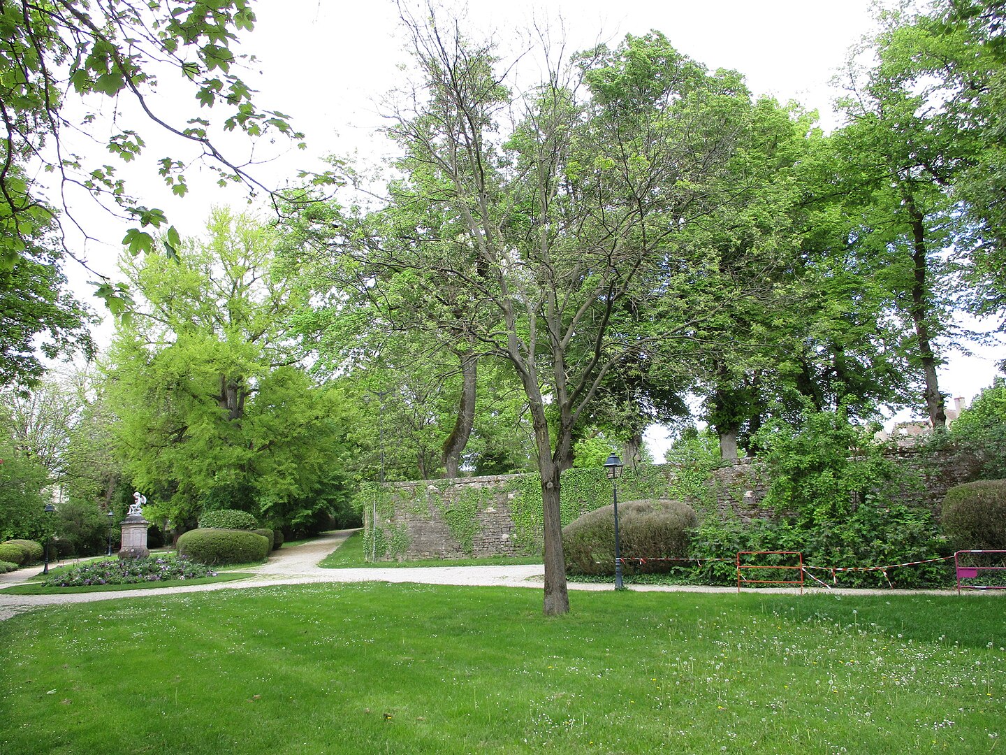 Remparts De Beaune
