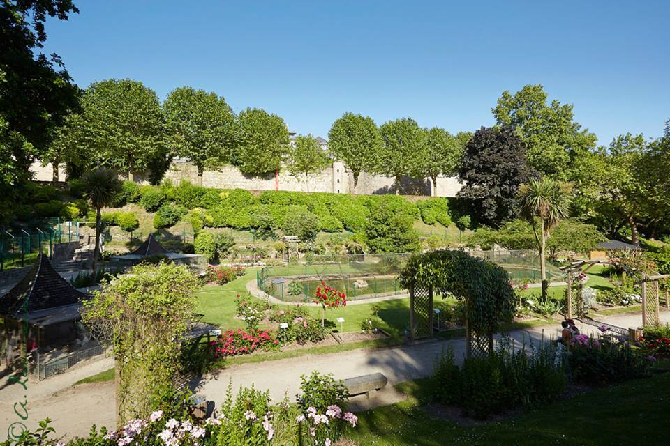 Val Cocherel Garden
