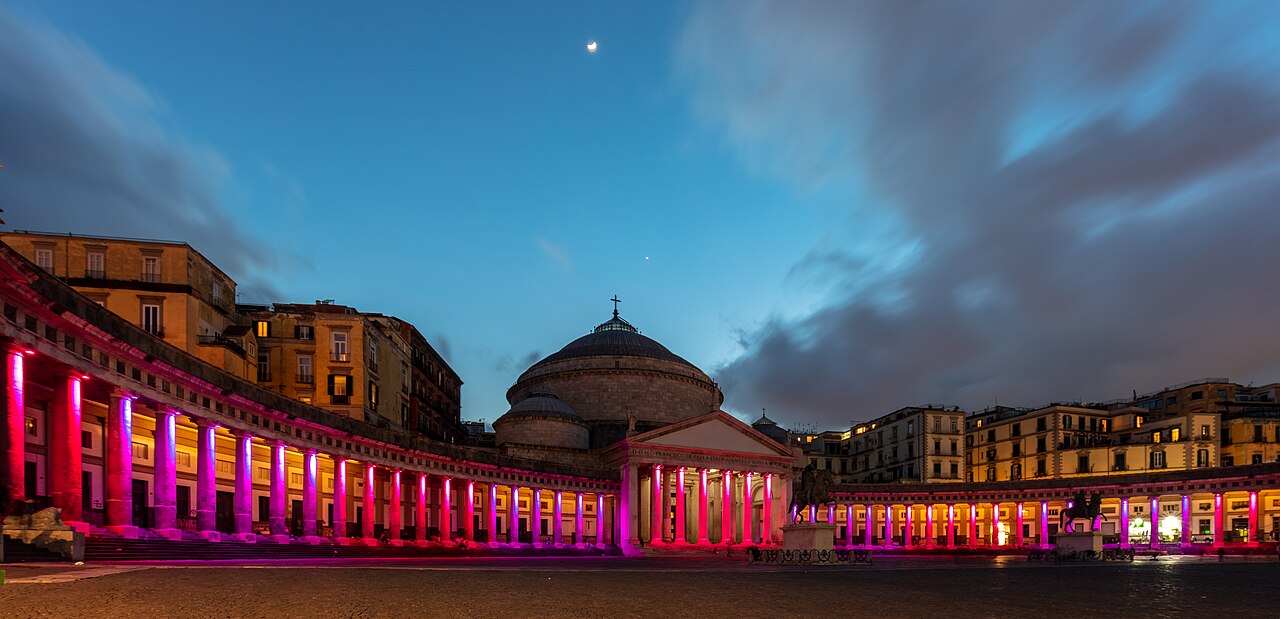 Basilica De San Francesco Di Paola Napoles