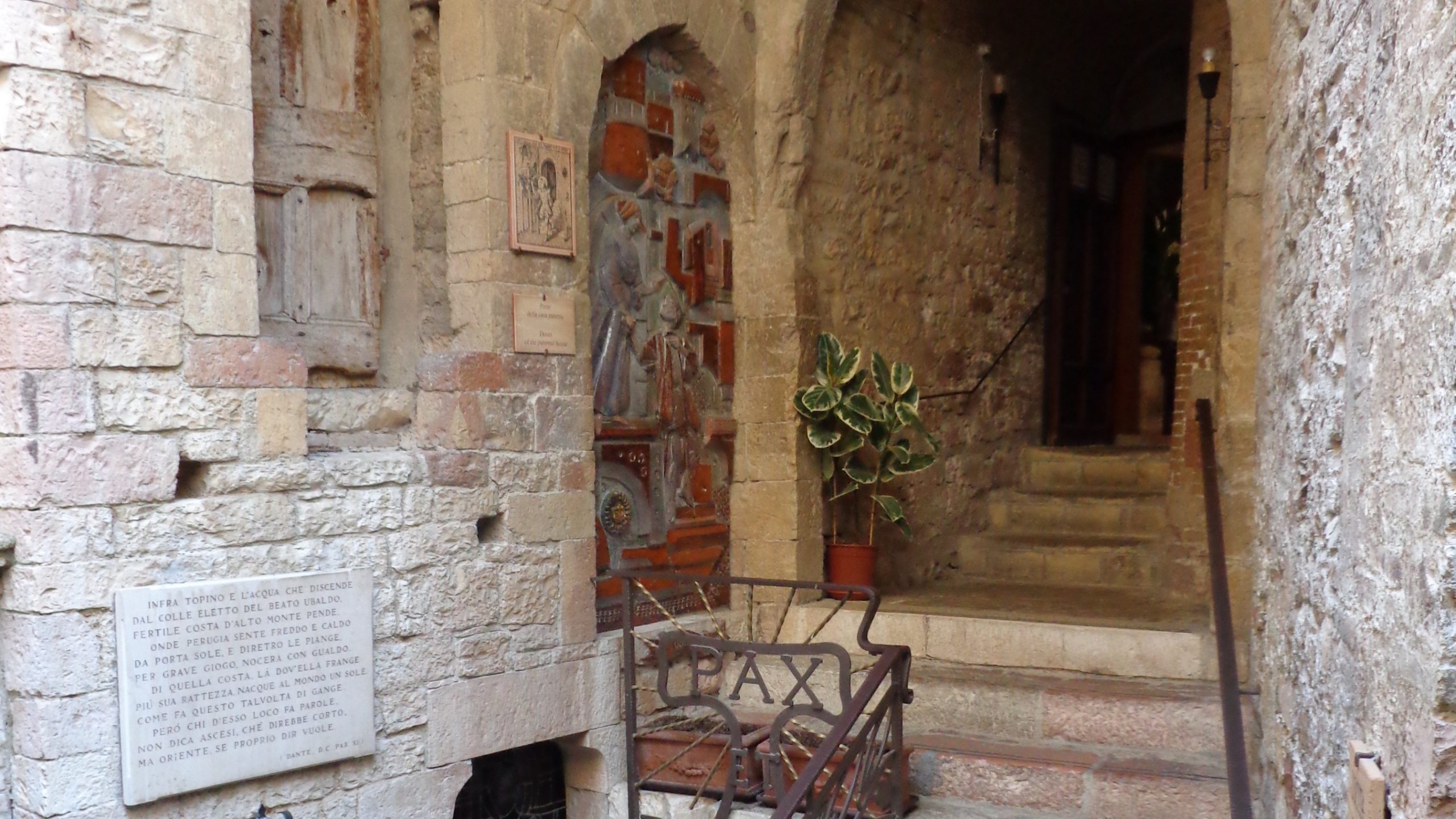 Casa Natale Di San Francesco Scaled
