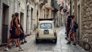 renting a car in italy