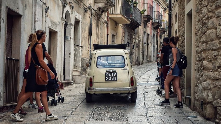 renting a car in italy