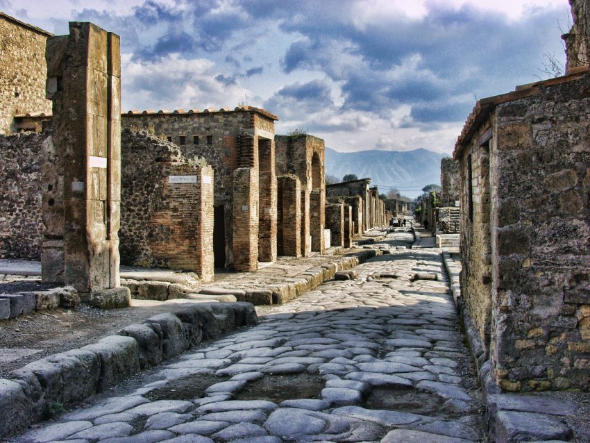 what to see in pompeii
