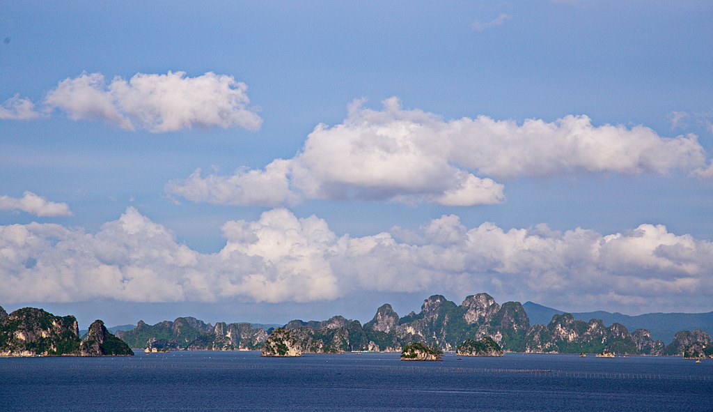 Bai Tu Long Bay Quang Ninh Vietnam